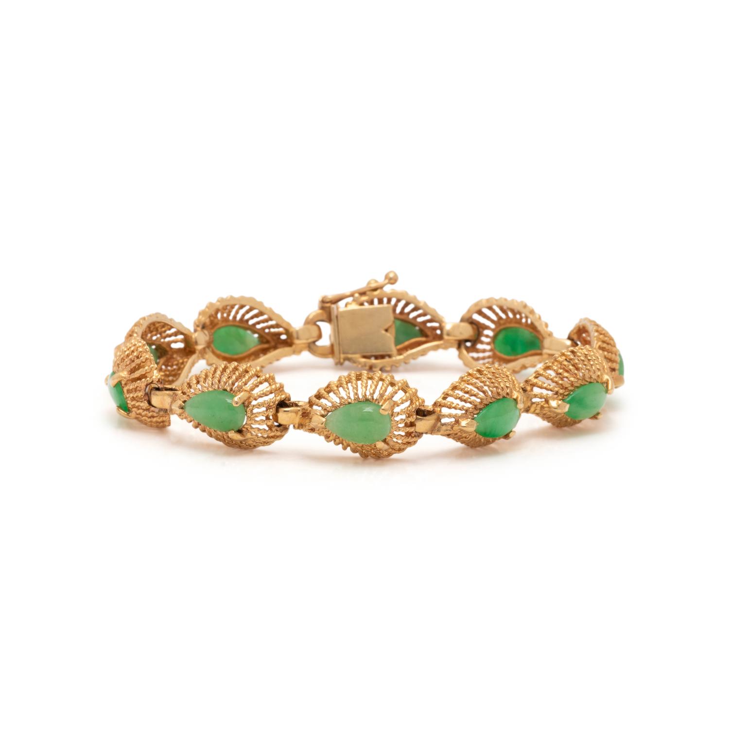 YELLOW GOLD AND JADE BRACELET