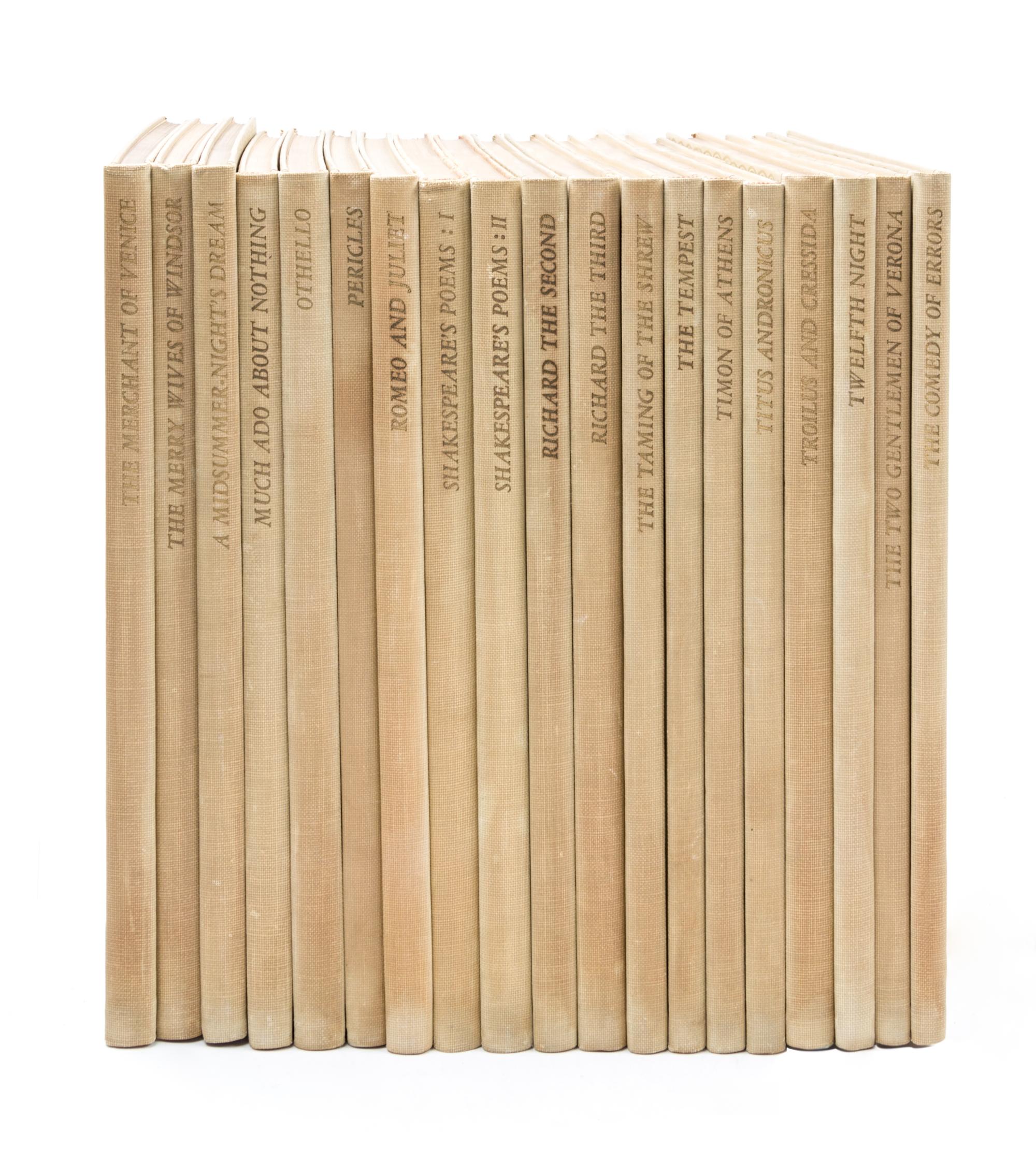 (LEC) SHAKESPEARE, WILLIAM. The Comedies, Histories & Tragedies. New York, 1931-1941. 39 vols. With 2 others of Shakespeare's poems (41