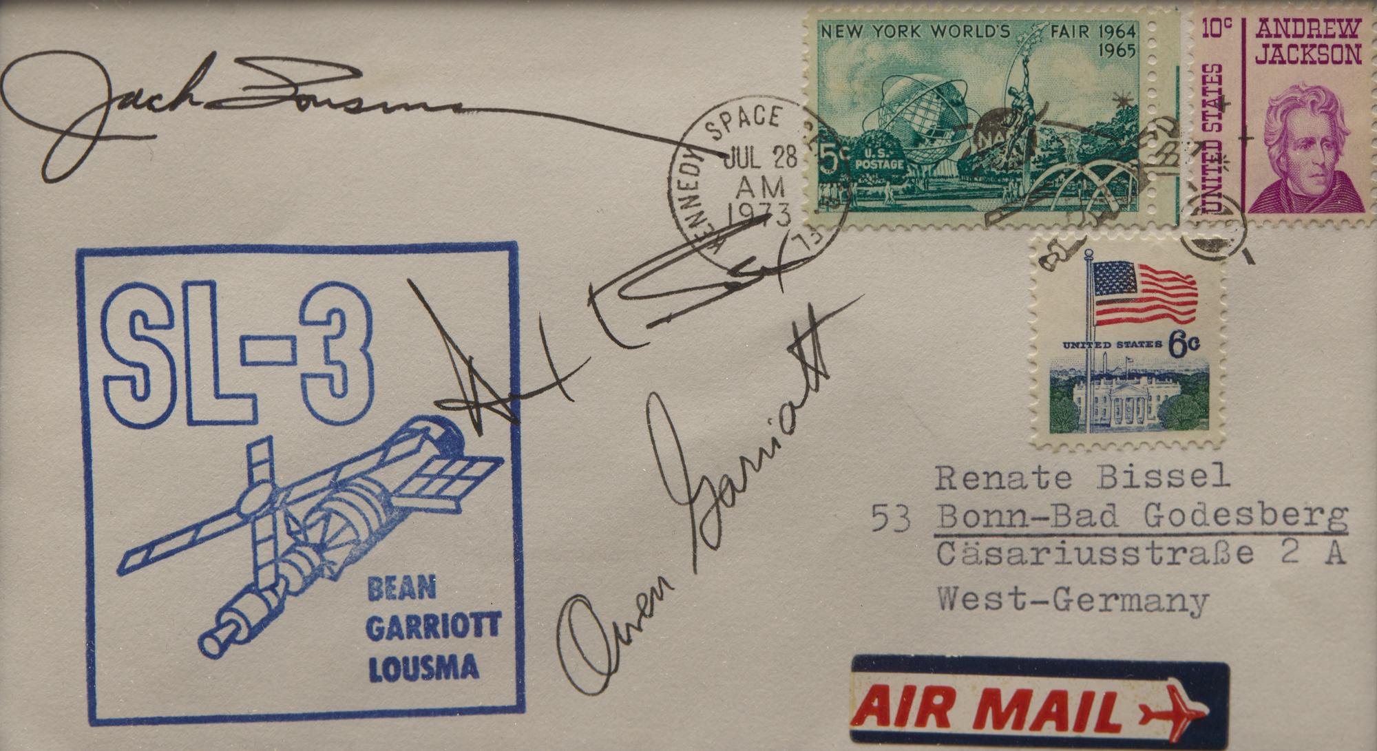 [Travel & Exploration] Group of 12 Signatures of NASA Apollo Missions Moonwalkers