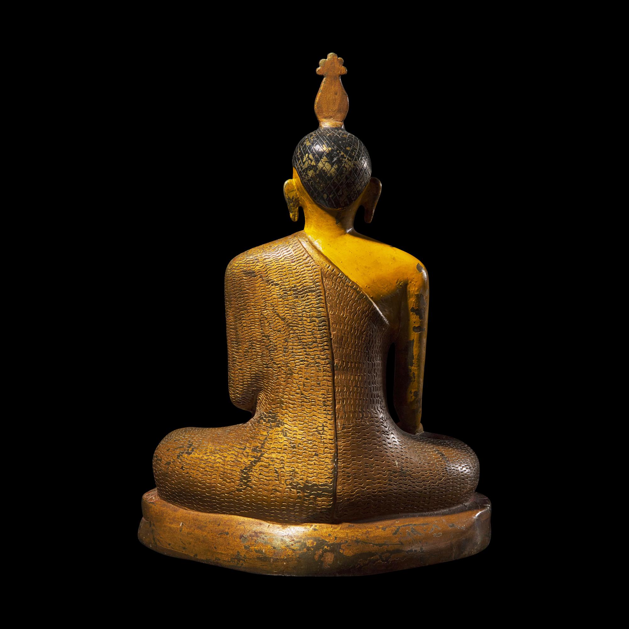 A Sri Lankan Painted Bronze Figure of Seated Buddha, 19th Century 十九世紀 斯里蘭卡銅坐佛
