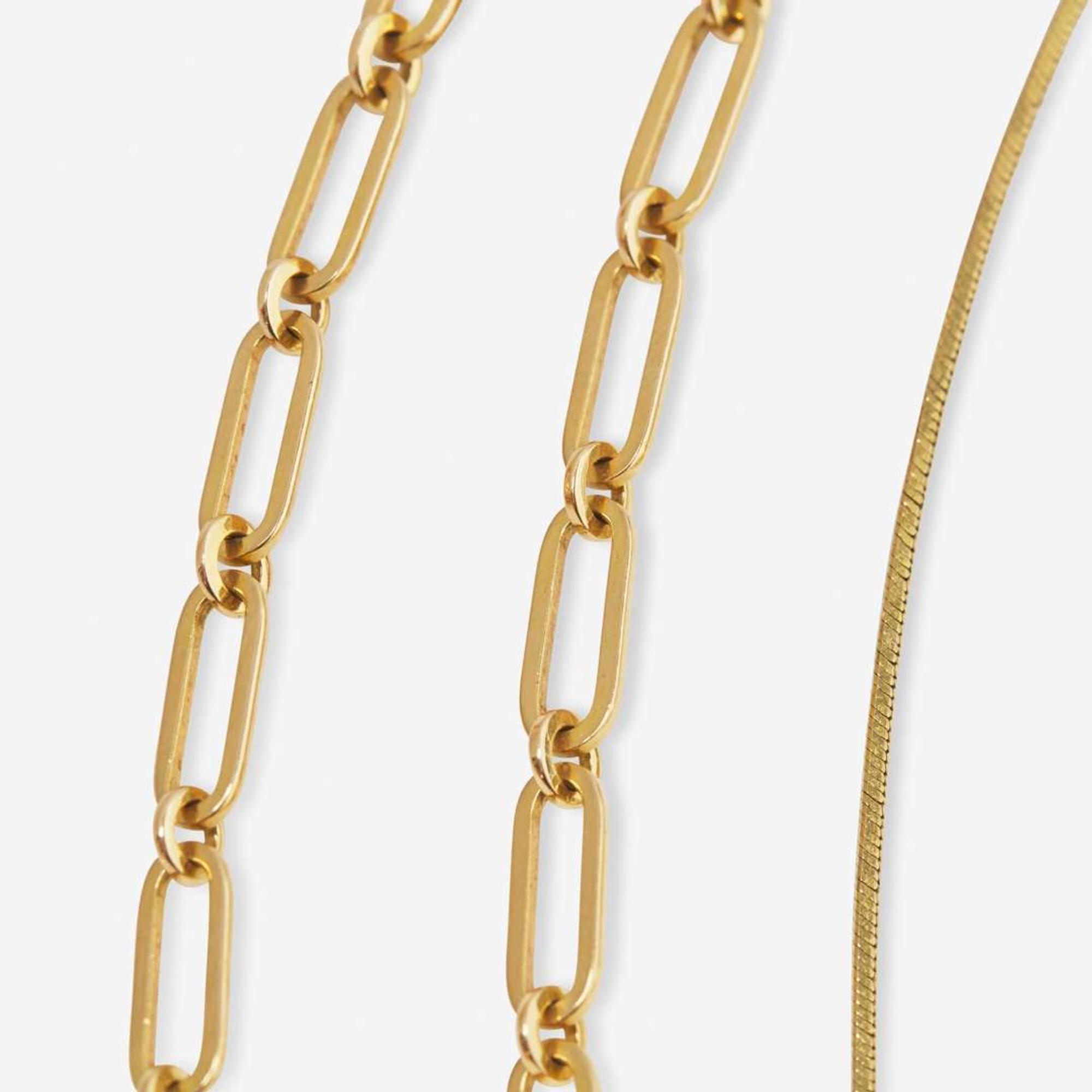 A Collection of Modern 14K Yellow Gold Jewelry