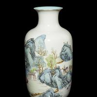 A Pair of Chinese Famille Rose Porcelain 'Landscape' Lantern Vases, Late Qing/Republican Period — 晚清/民國 粉彩山水圖燈籠瓶一對