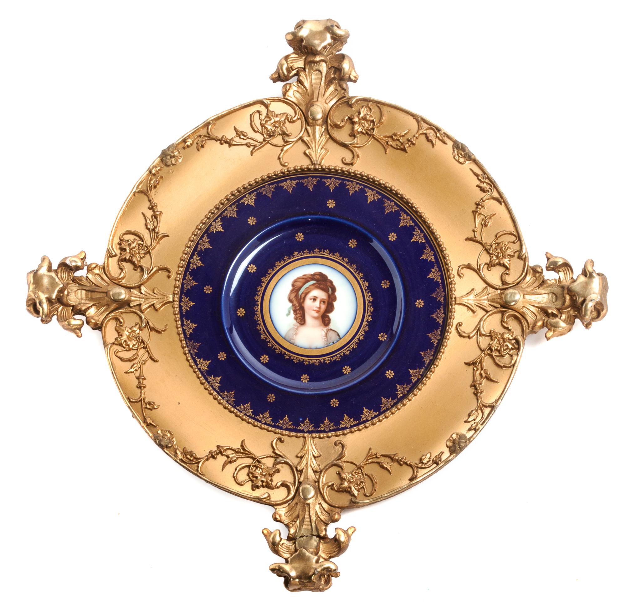 Three Continental Porcelain Cabinet Plates Diameter of first 9 1/4 inches.