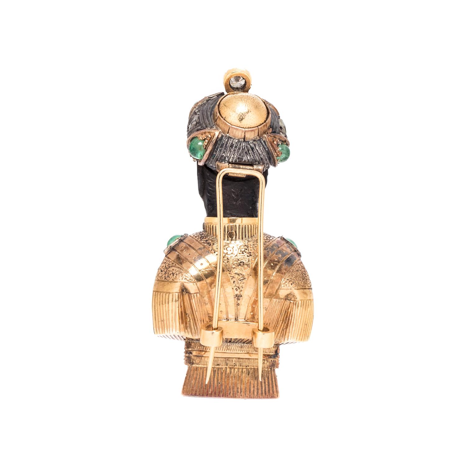 YELLOW GOLD, EMERALD AND DIAMOND MORETTO BROOCH