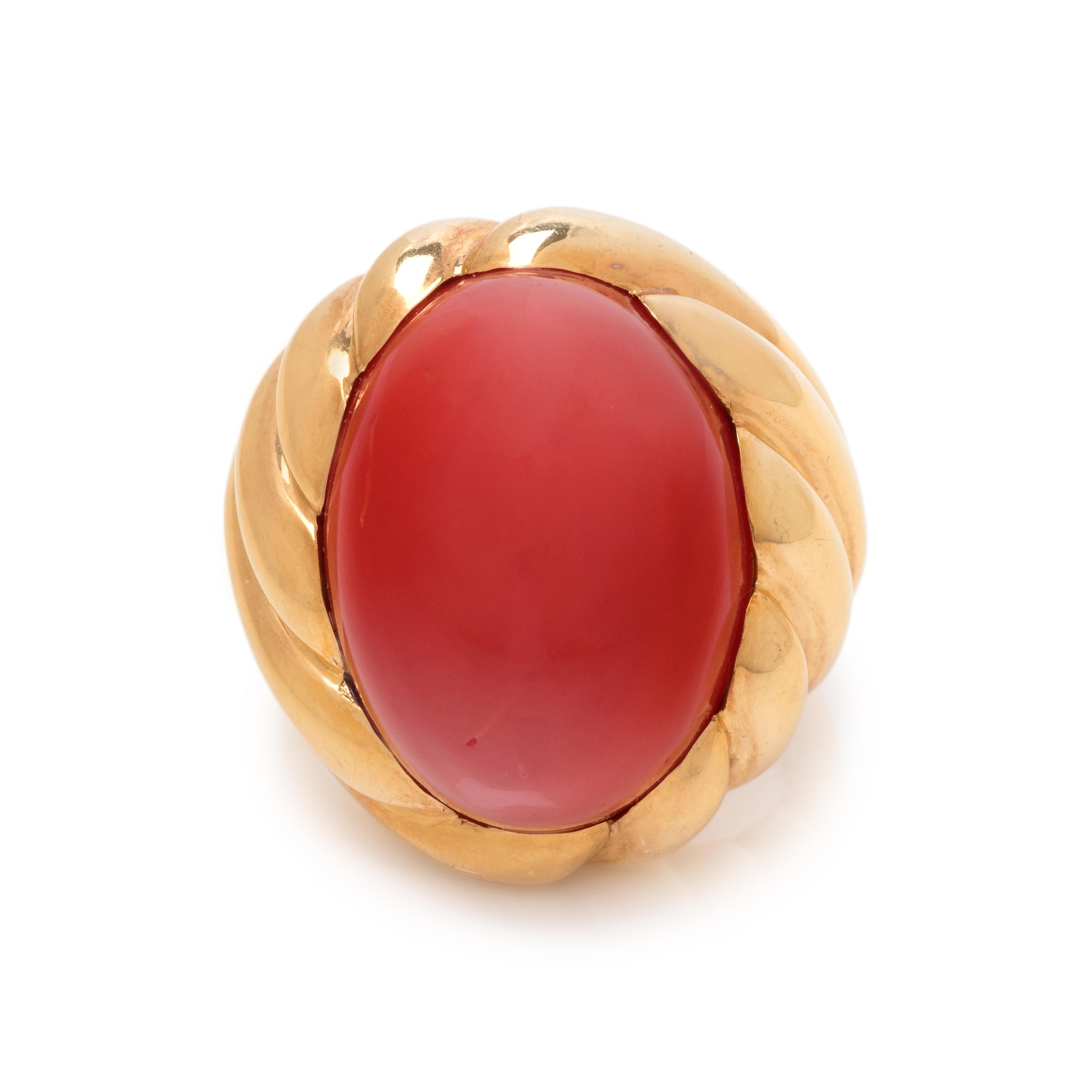 GUMP'S, YELLOW GOLD AND CORAL RING