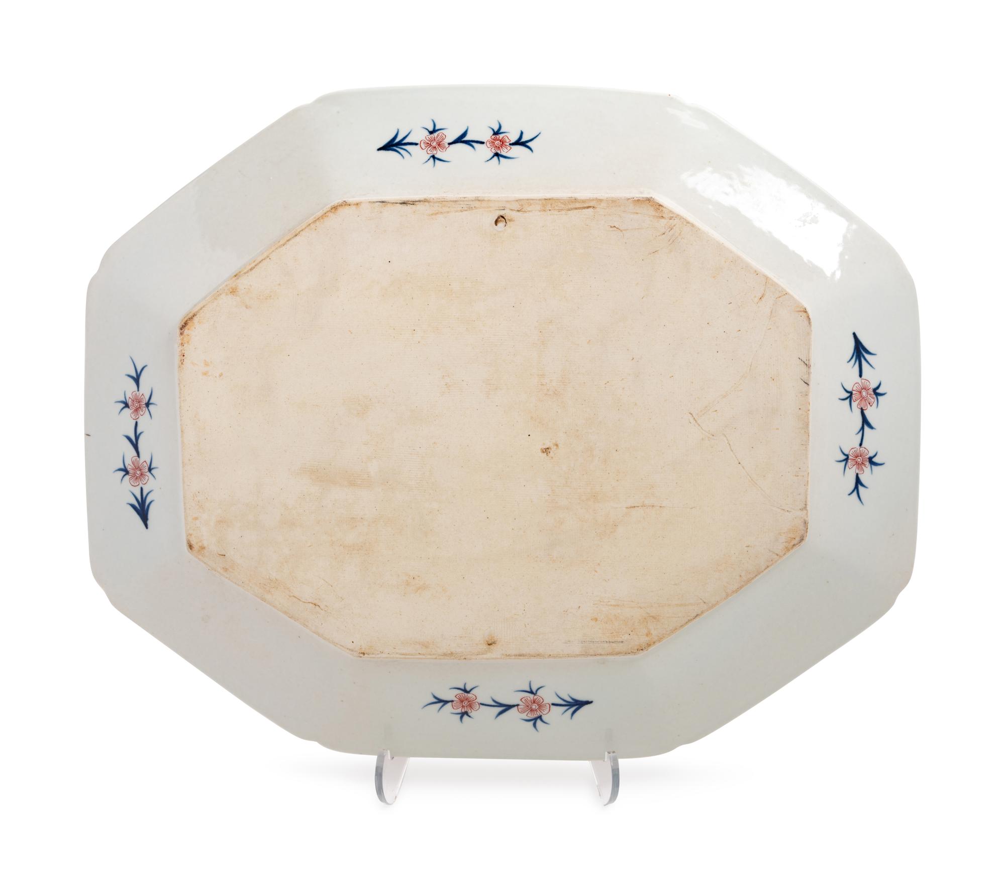 A Chinese Export Tobacco Leaf Porcelain Platter