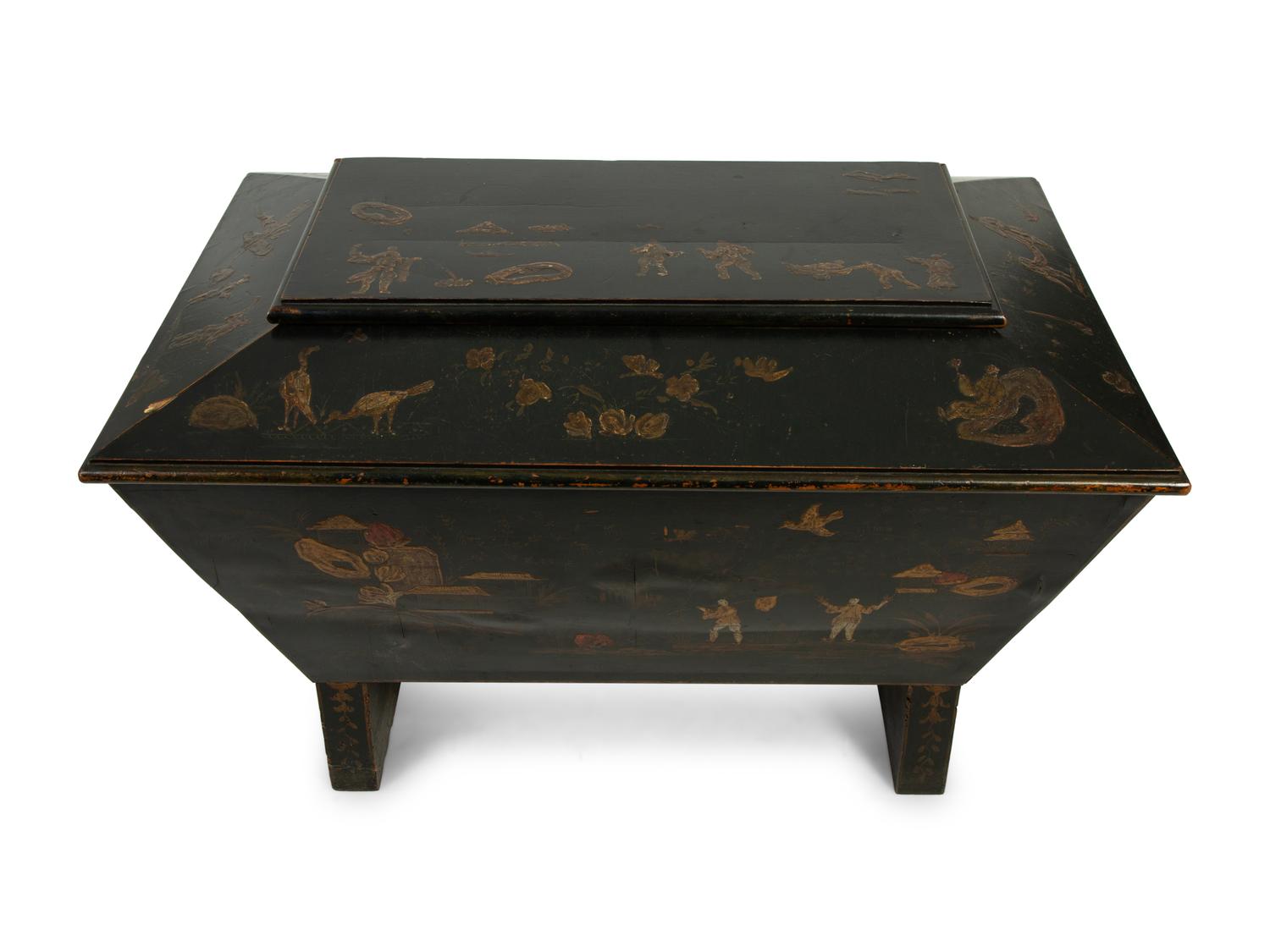 An English Chinoiserie Decorated Cellarette