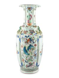 A Chinese Enameled Porcelain Vase