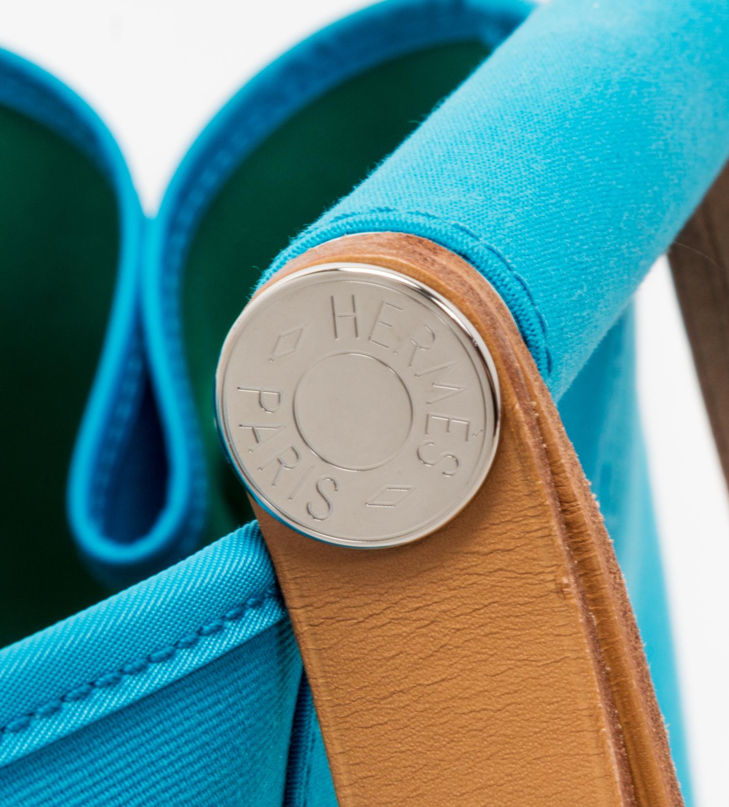 An Hermes Bleu Azteque Canvas Cabag Elan Tote, 10" x 14" x 5.5".