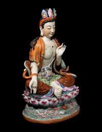 A Chinese Famille Rose Porcelain Figure of Guanyin