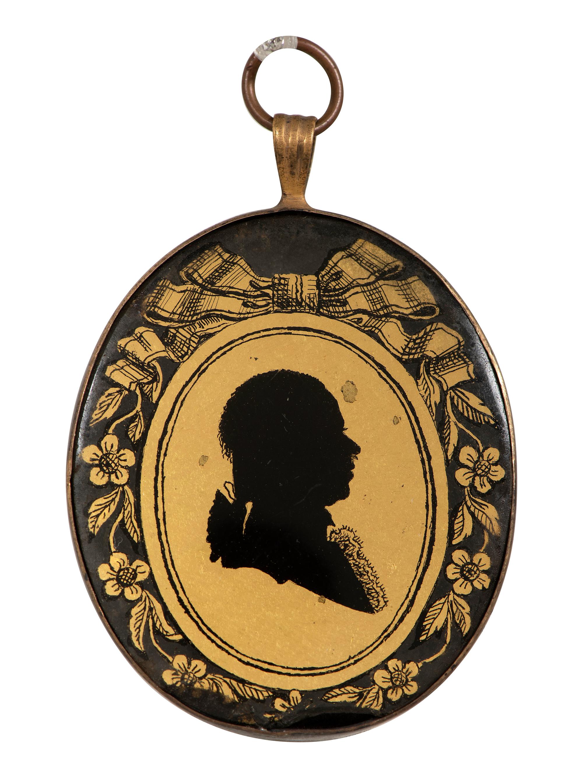 Six Verre Eglomise Silhouette Portraits of Gentleman