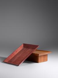 Coffee Table with Removable Tray