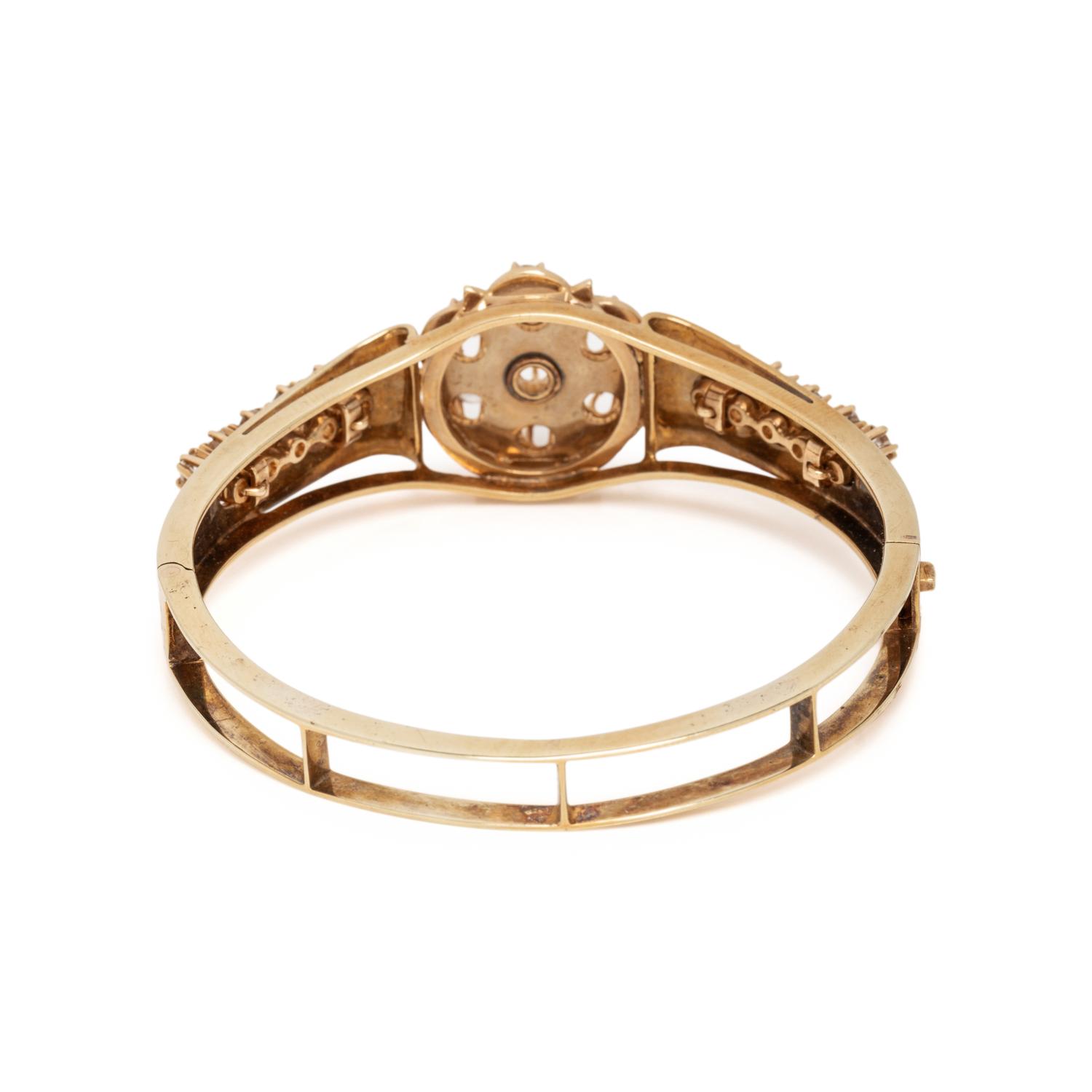 DIAMOND AND ENAMEL BANGLE BRACELET