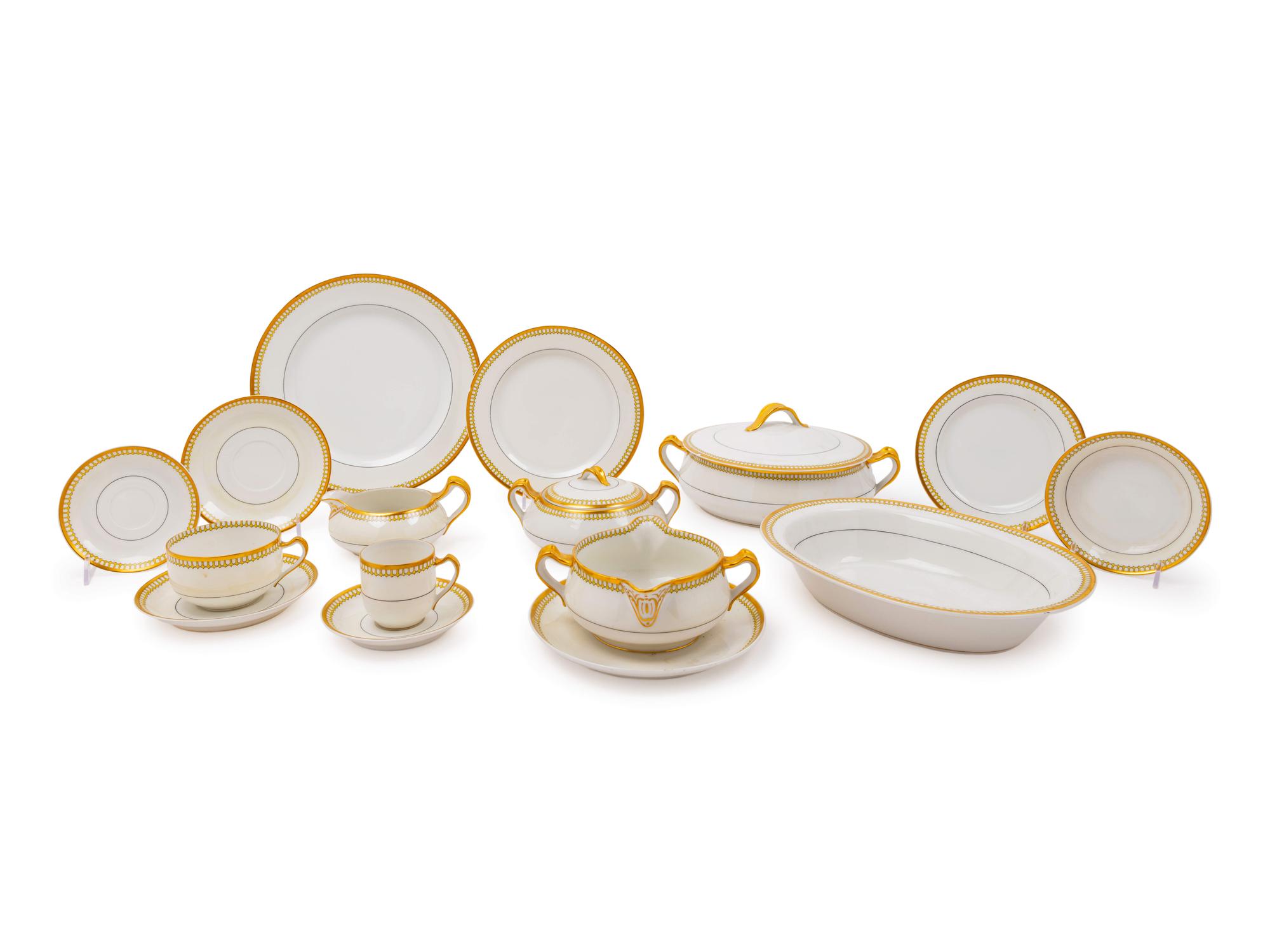 A Haviland Dinner Service