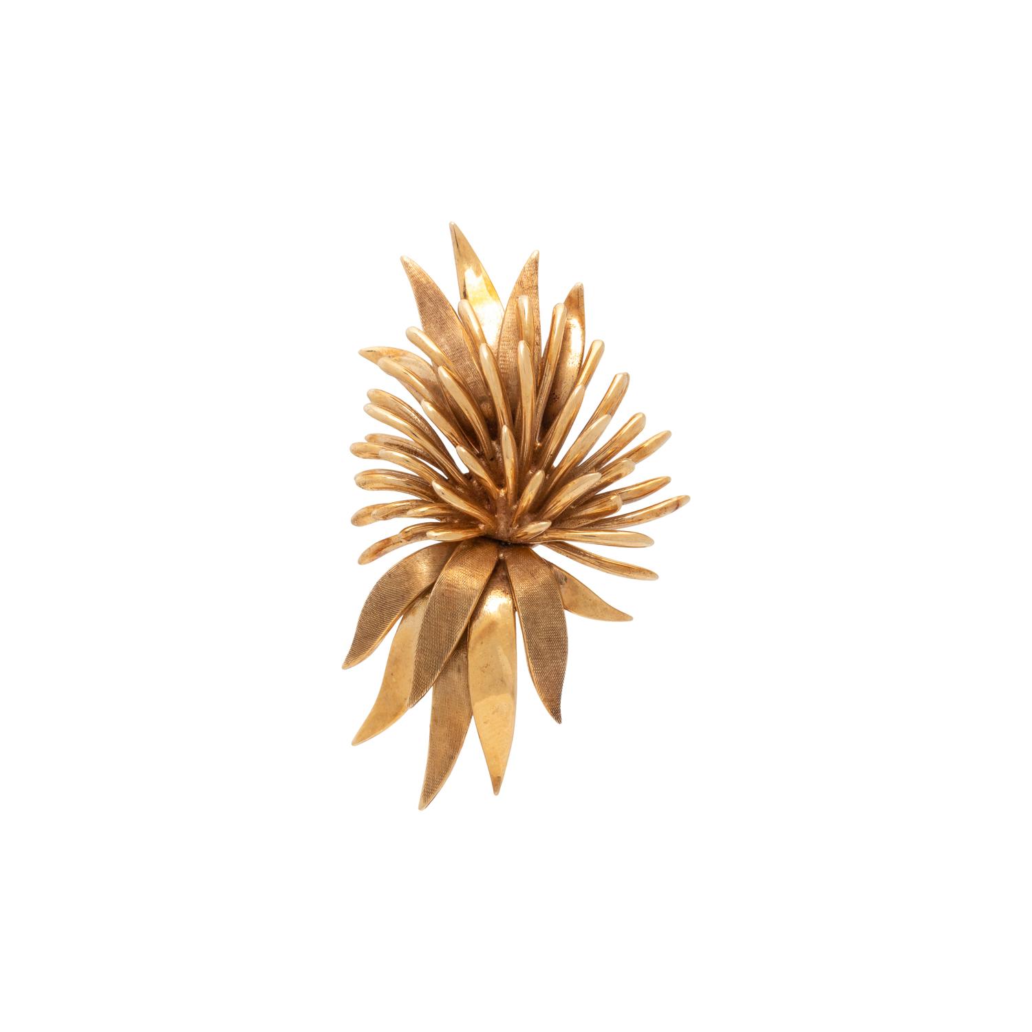 YELLOW GOLD BROOCH