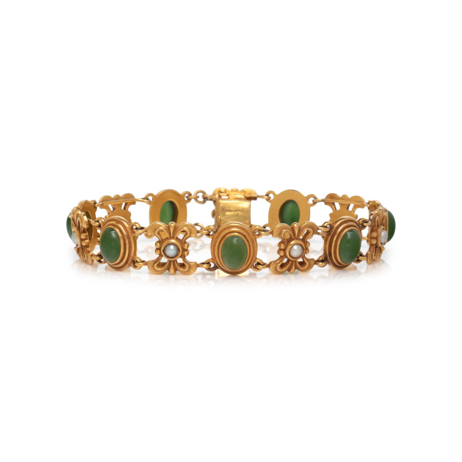 JADE AND SEED PEARL BRACELET