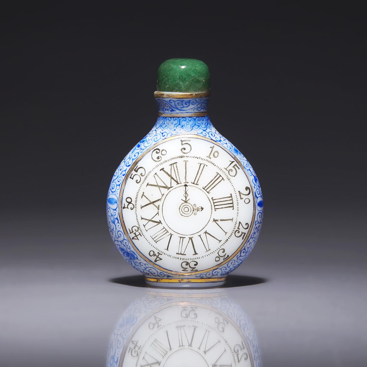 A Chinese Enameled Glass "Clock" Snuff Bottle 玻璃畫琺琅懷錶式鼻烟壺