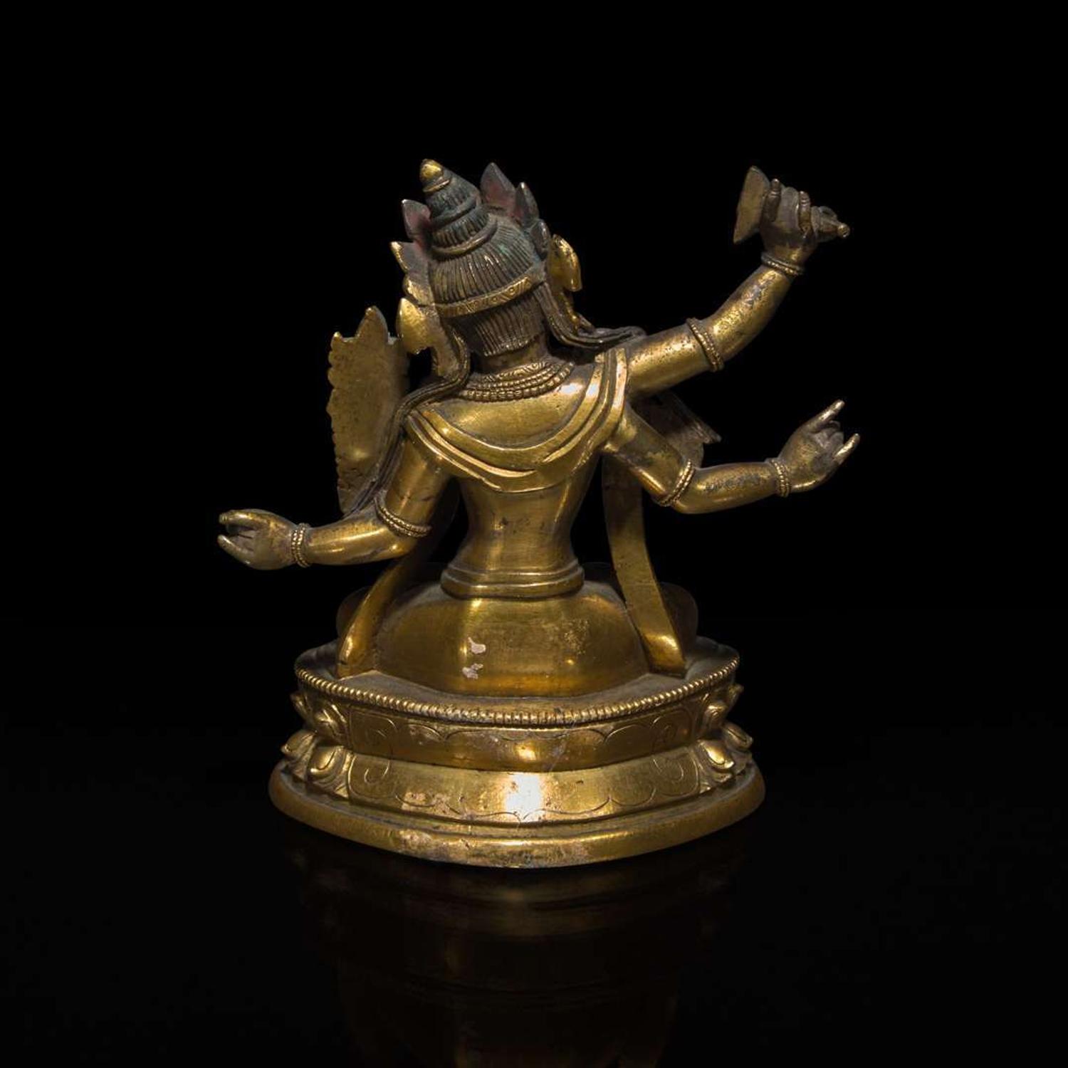 A small Sino-Tibetan gilt bronze figure of Manjusri 文殊菩萨铜鎏金造像 18th century ????