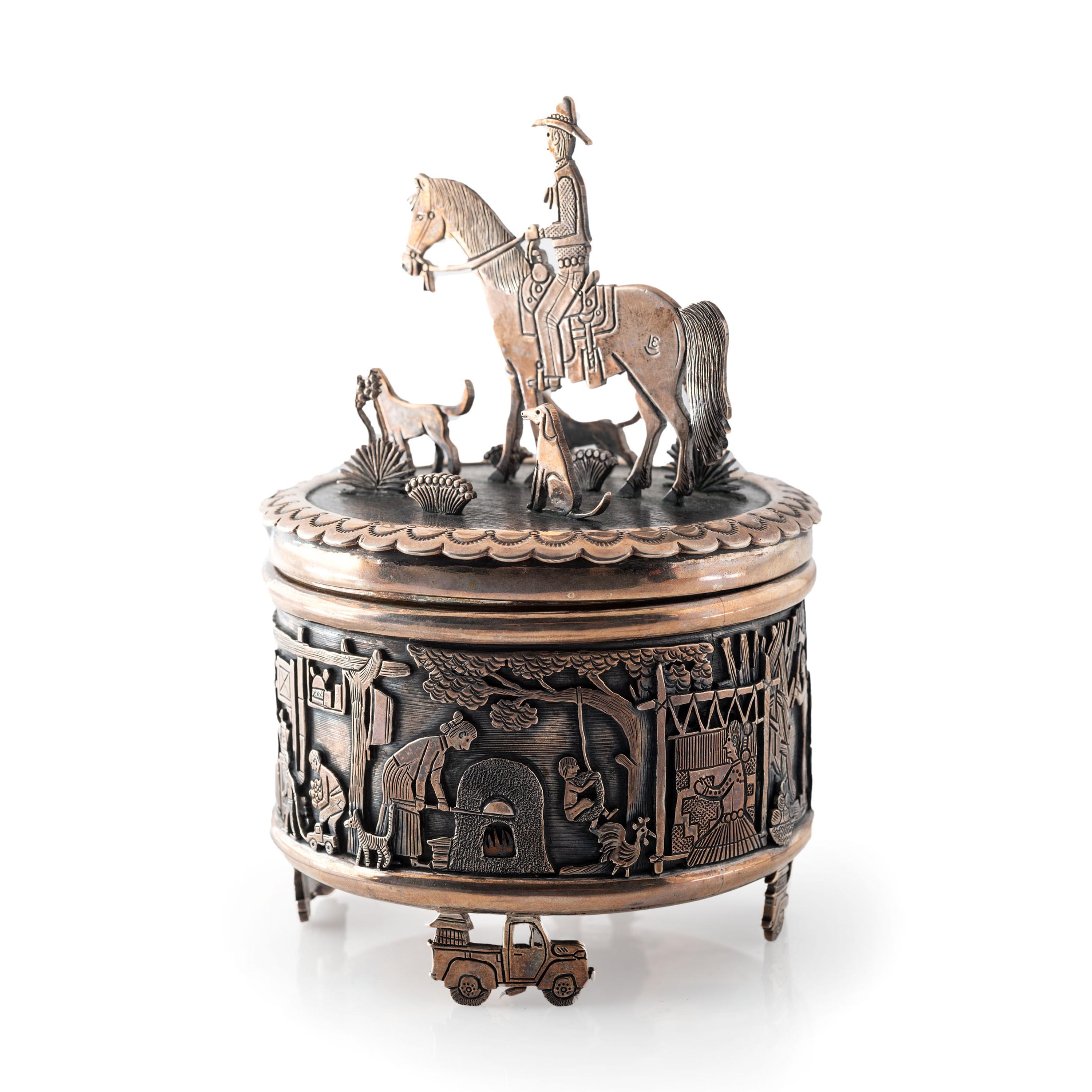 Award Winning Sterling Silver Storyteller Lidded Box, with 14K Gold Accents