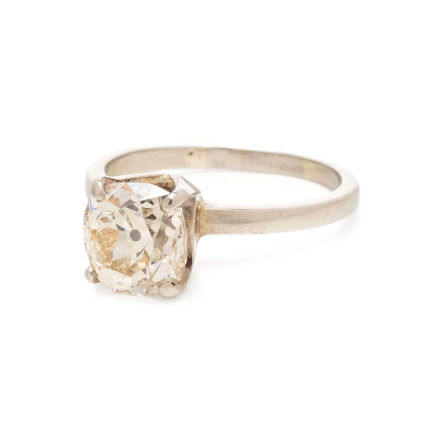 DIAMOND RING