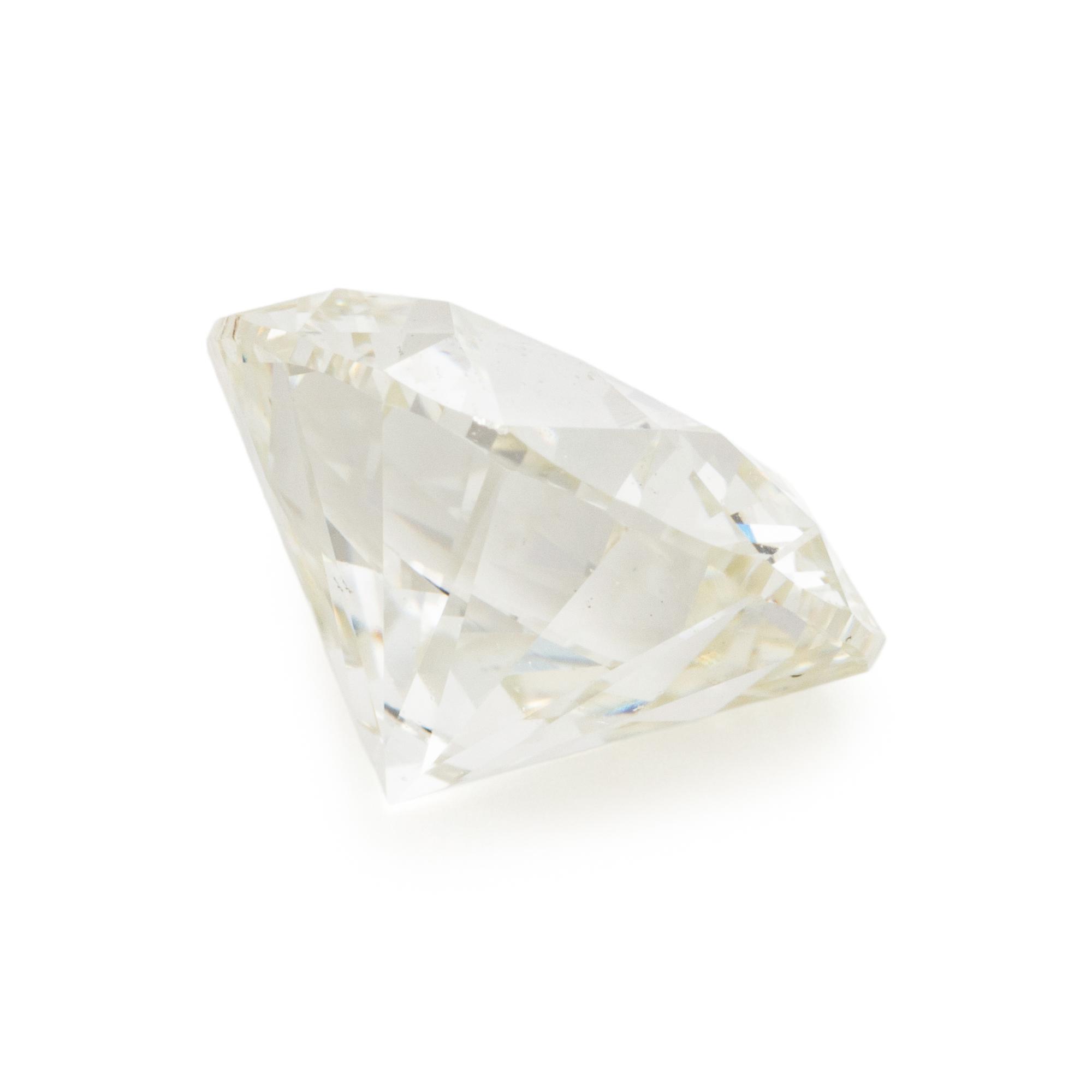 2.62 CARAT ROUND BRILLIANT CUT DIAMOND