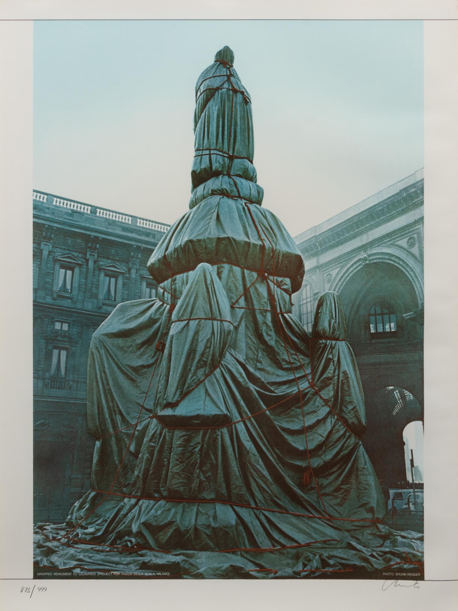 Wrapped Monument to Leonardo (Project for Piazza della Scala, Milano)