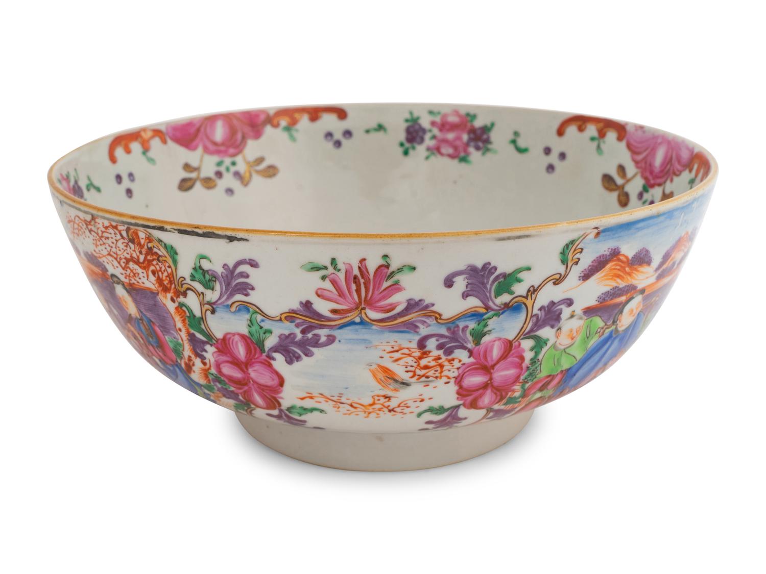 A Chinese Export Rose Canton Porcelain Bowl — 18TH/19TH CENTURY