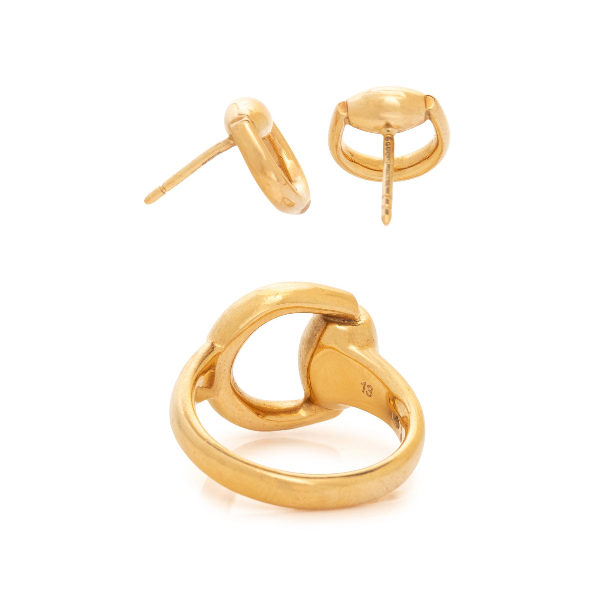 GUCCI, YELLOW GOLD HORSEBIT RING AND EARRINGS