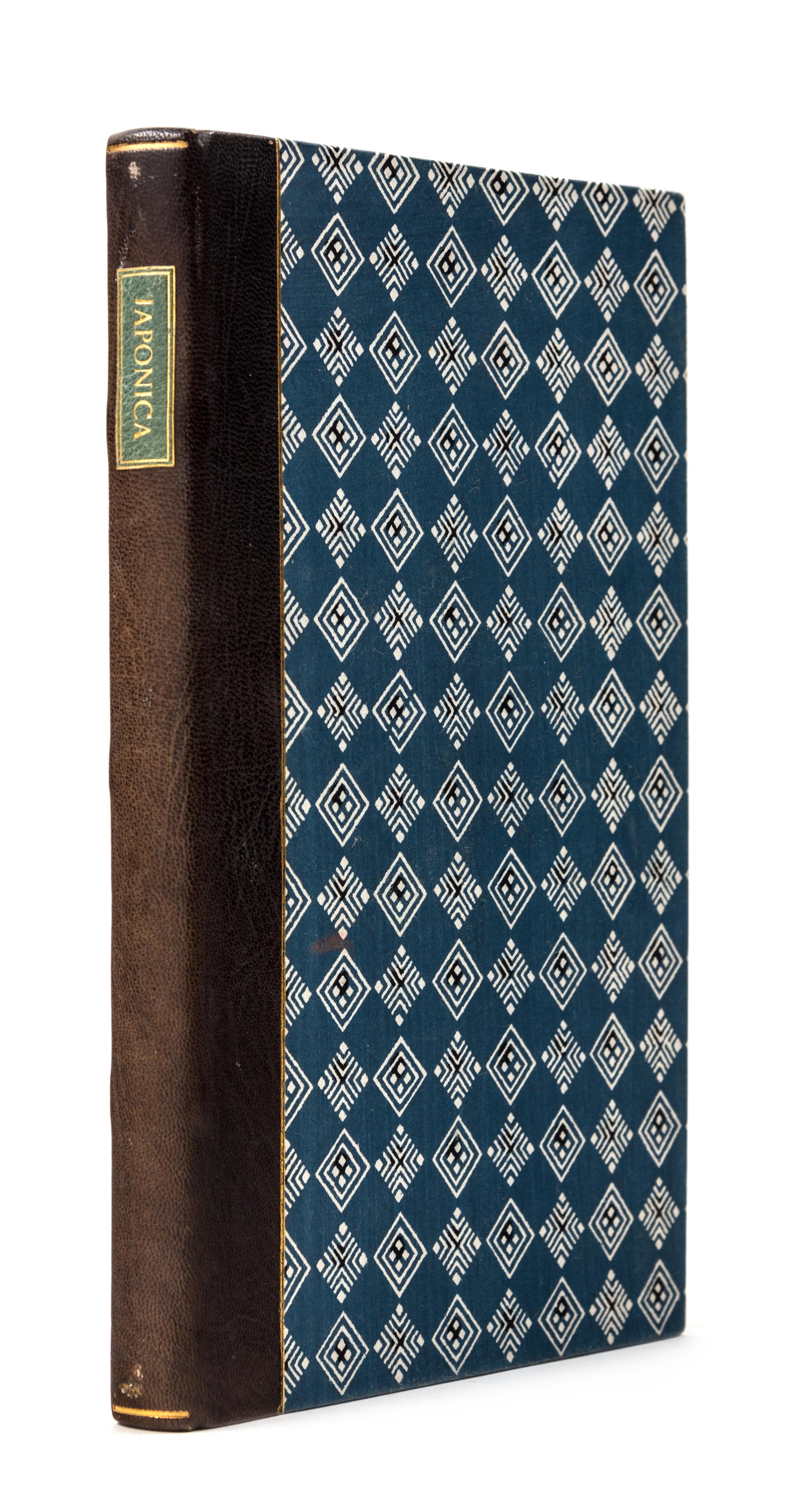 MORRIS, Henry. Japonica: The Study and Appreciation of the Art of Japanese Paper. North Hills, Pennsylvania: Bird & Bull Press, 1981.