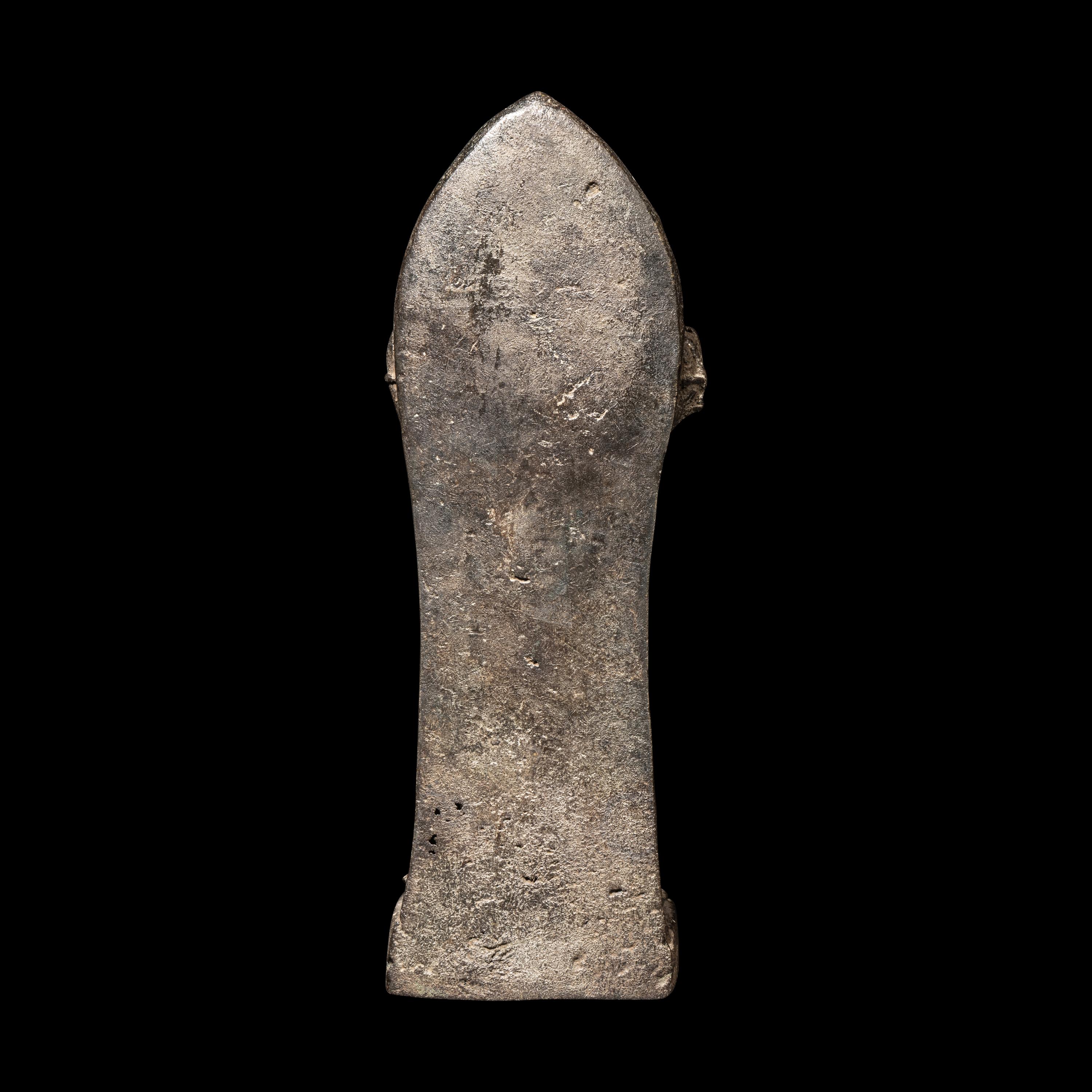 A Bronze Figure of Shiva, Possibly East Java, 13th-14th Century 或東爪哇 十三-十四世紀 青銅濕婆立像