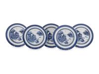 A Set of Five Chinese Export Blue and White Porcelain Soup Plates