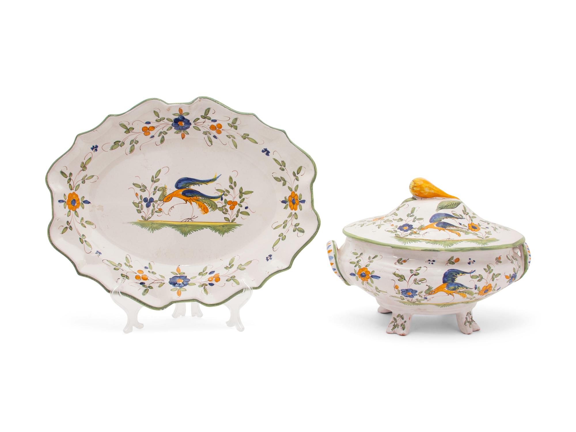 A Quimper Design Ceramic Coveed Tureen with Undertray — 20TH CENTURY
