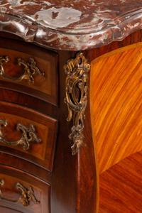 A Louis XV Style Kingwood and Tulipwood Petit Commode — 19TH CENTURY