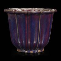 A Chinese flambé-glazed barbed jardinière 钧窑花盆一件