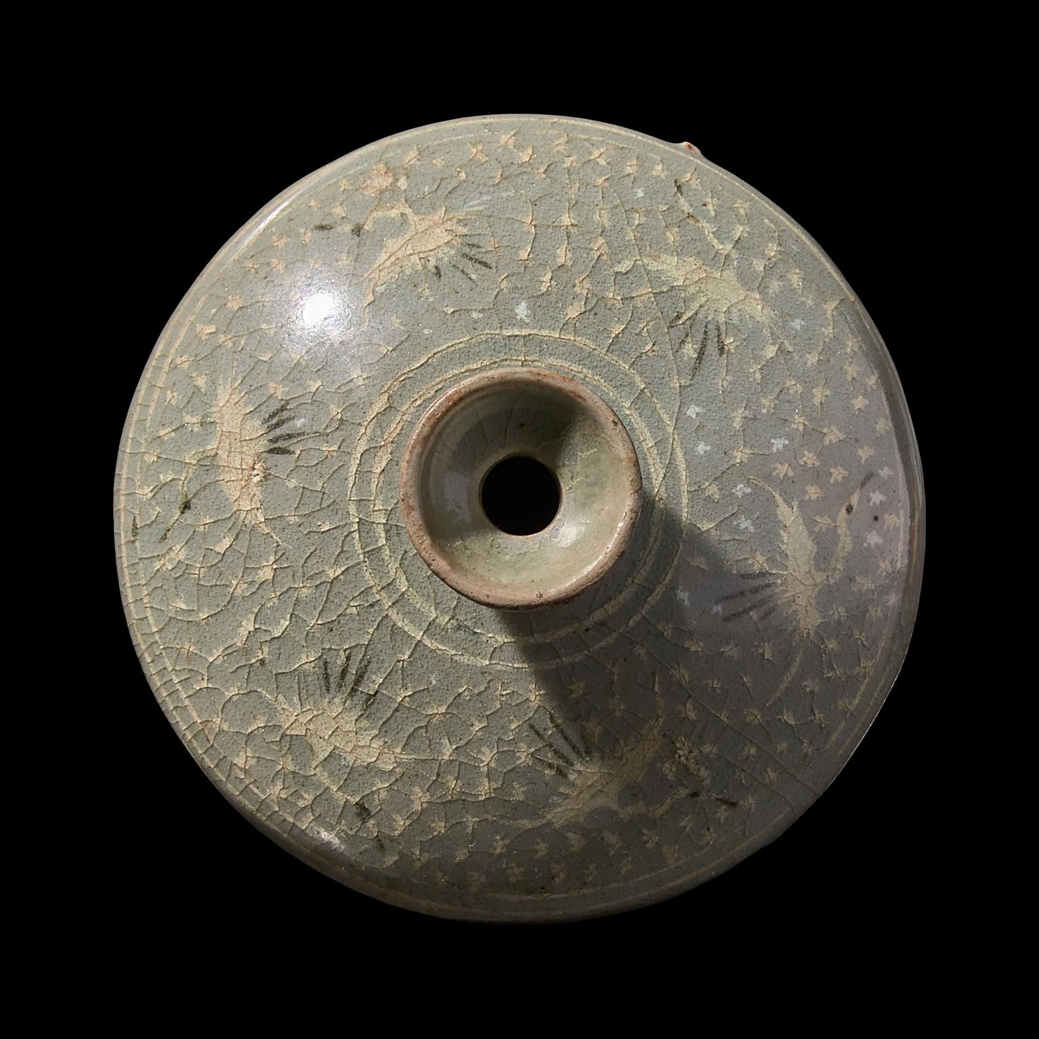 A Small Korean 'Sangam' Celadon Oil Jar, Goryeo Dynasty