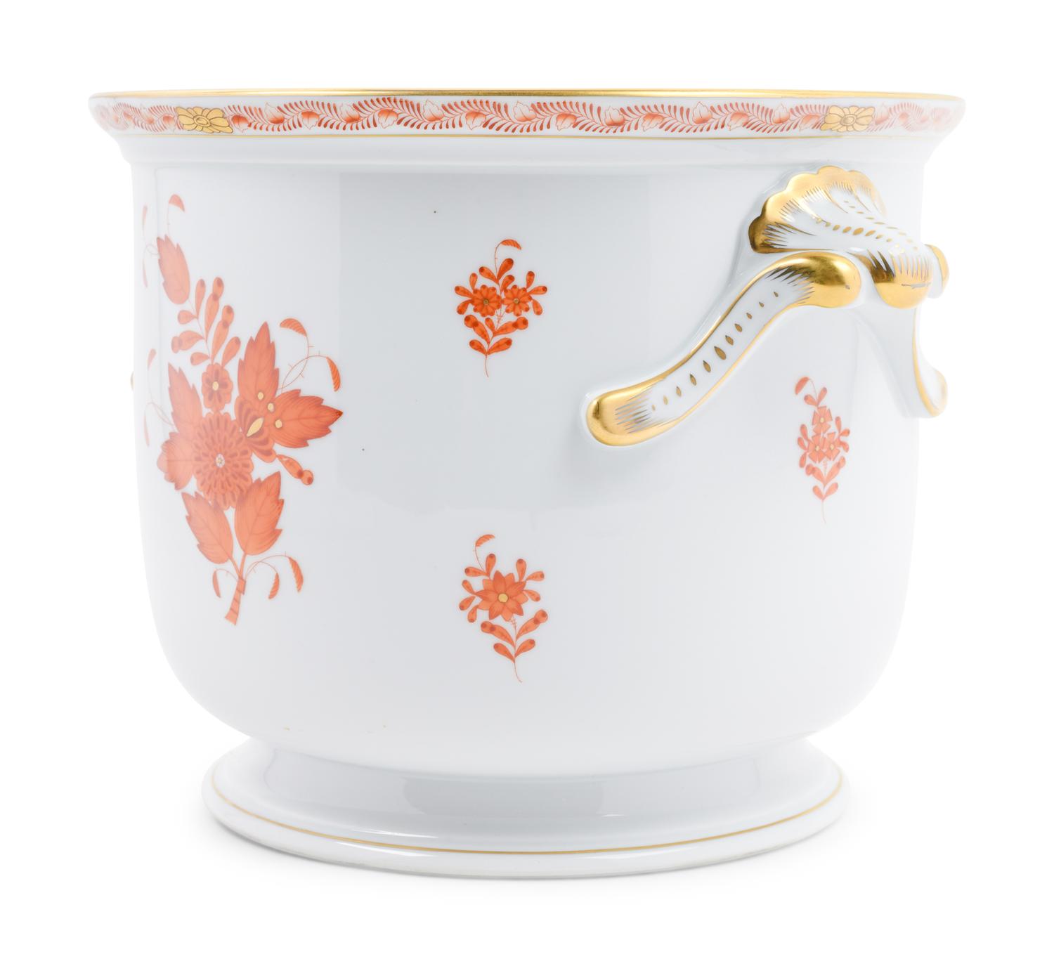 A Herend Porcelain Chinese Bouquet Rust Cache Pot