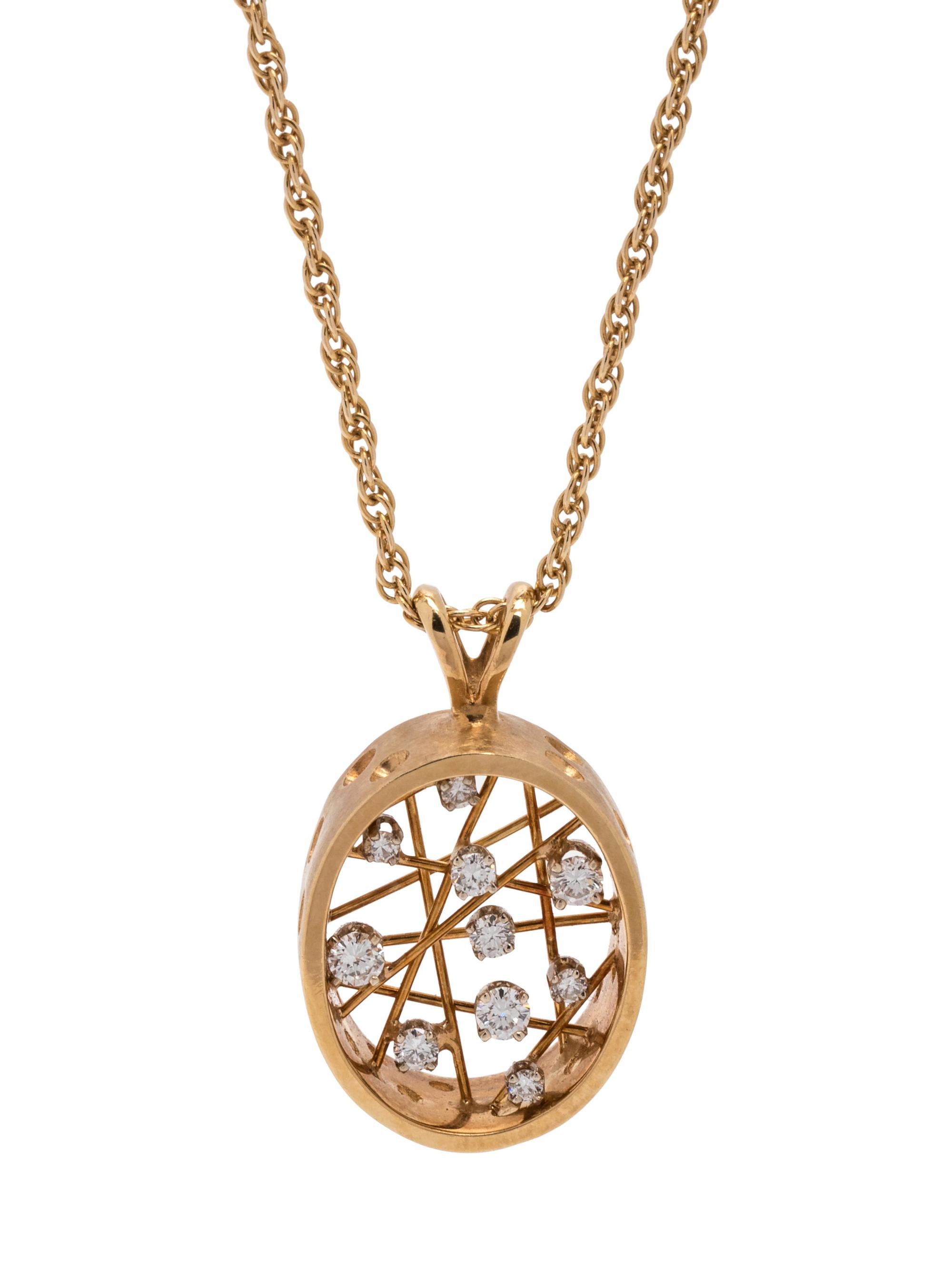 YELLOW GOLD AND DIAMOND PENDANT/NECKLACE