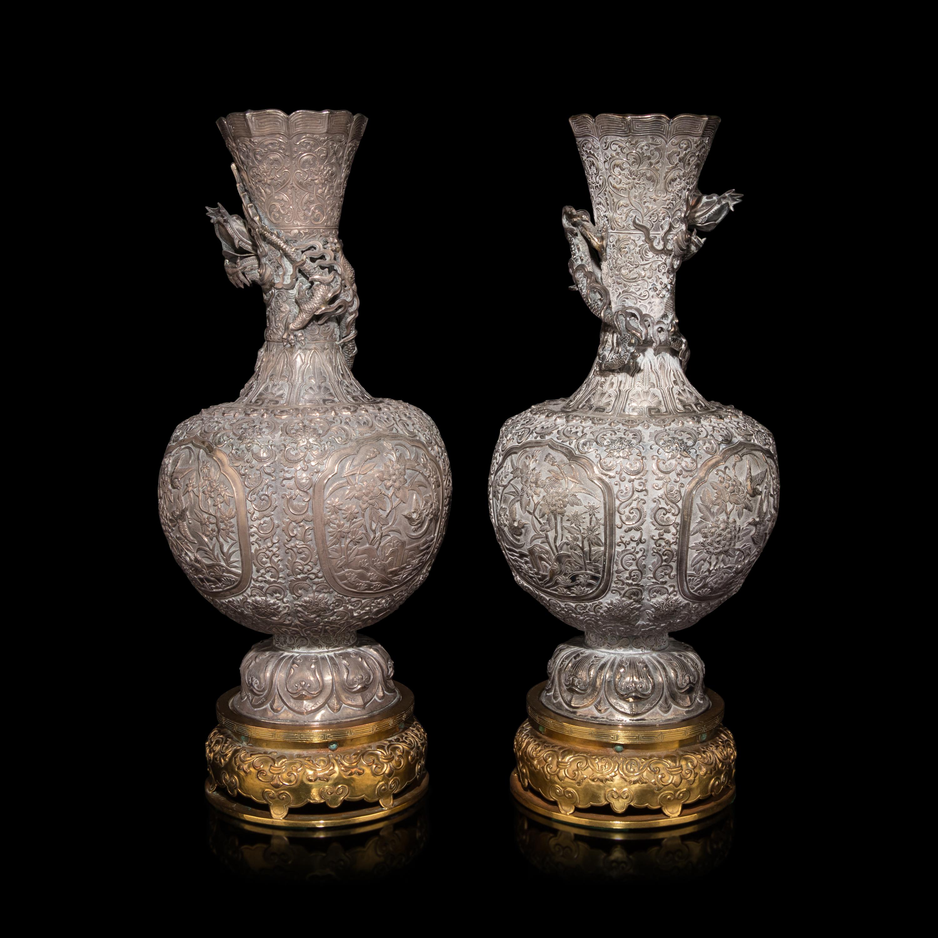 A Pair of Chinese Silver Vases, Late 19th-20th Century 晚清-民國 外銷鏨花龍紋銀瓶一對
