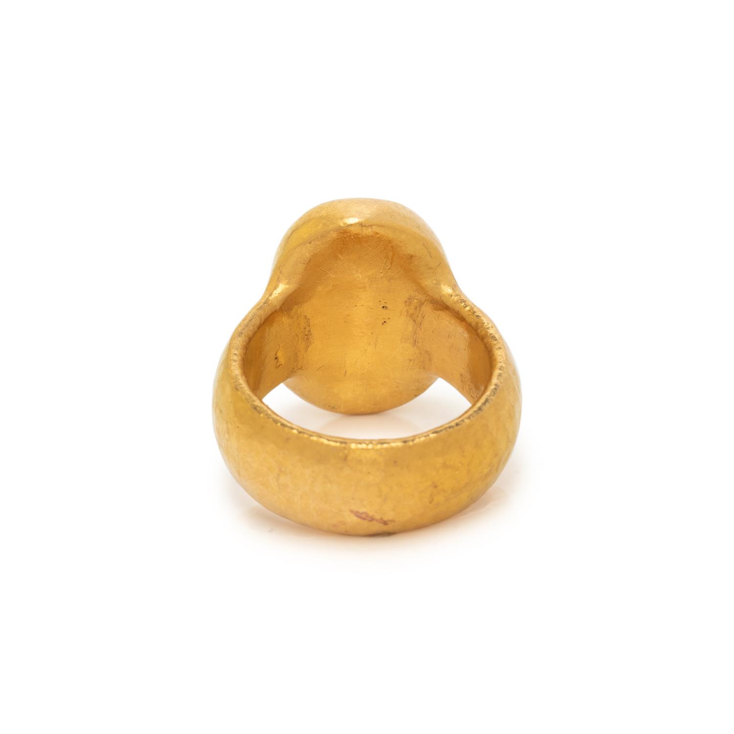 GURHAN, HIGH KARAT GOLD INTAGLIO RING