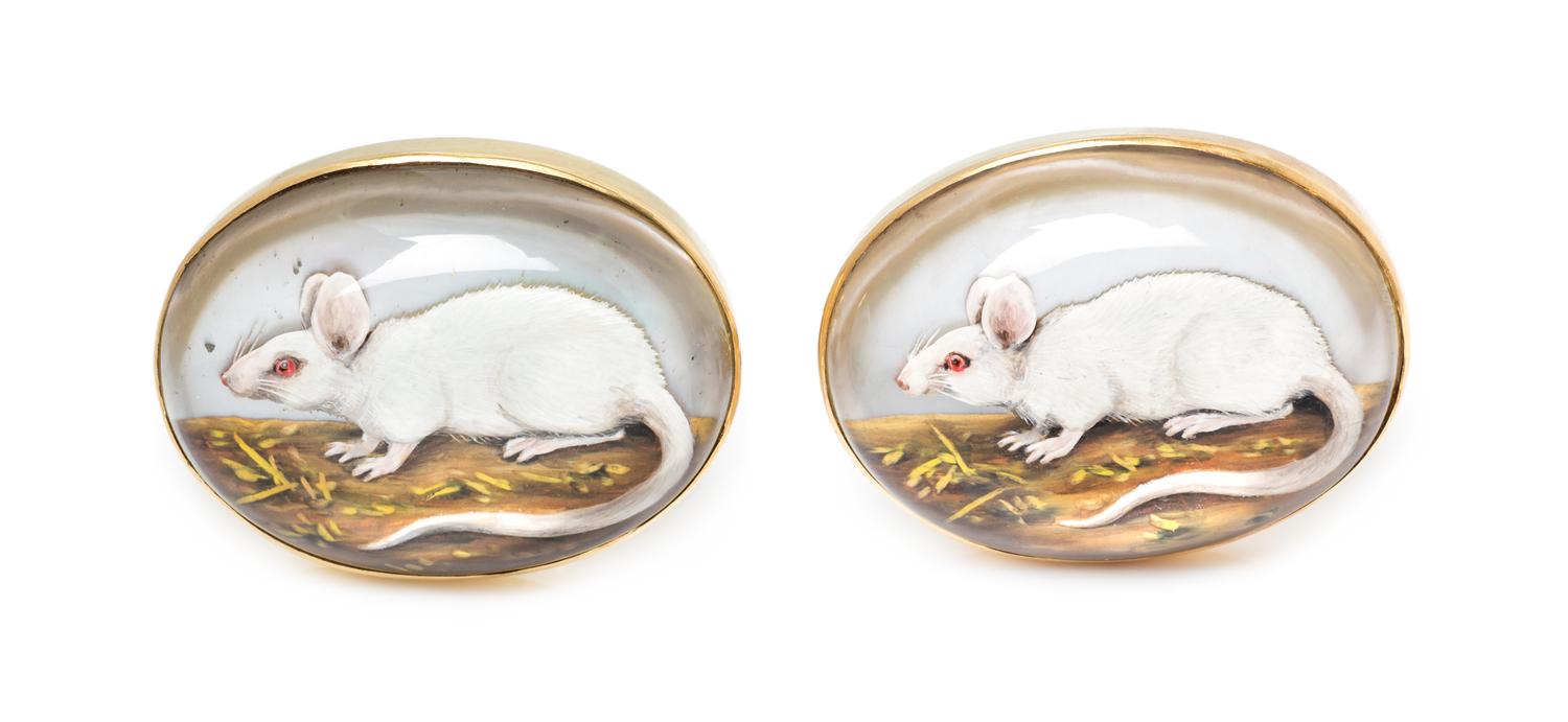 A Pair of Yellow Gold, Mother-of-Pearl and Essex Crystal Albino Rat Motif Cufflinks, 22.70 dwts.