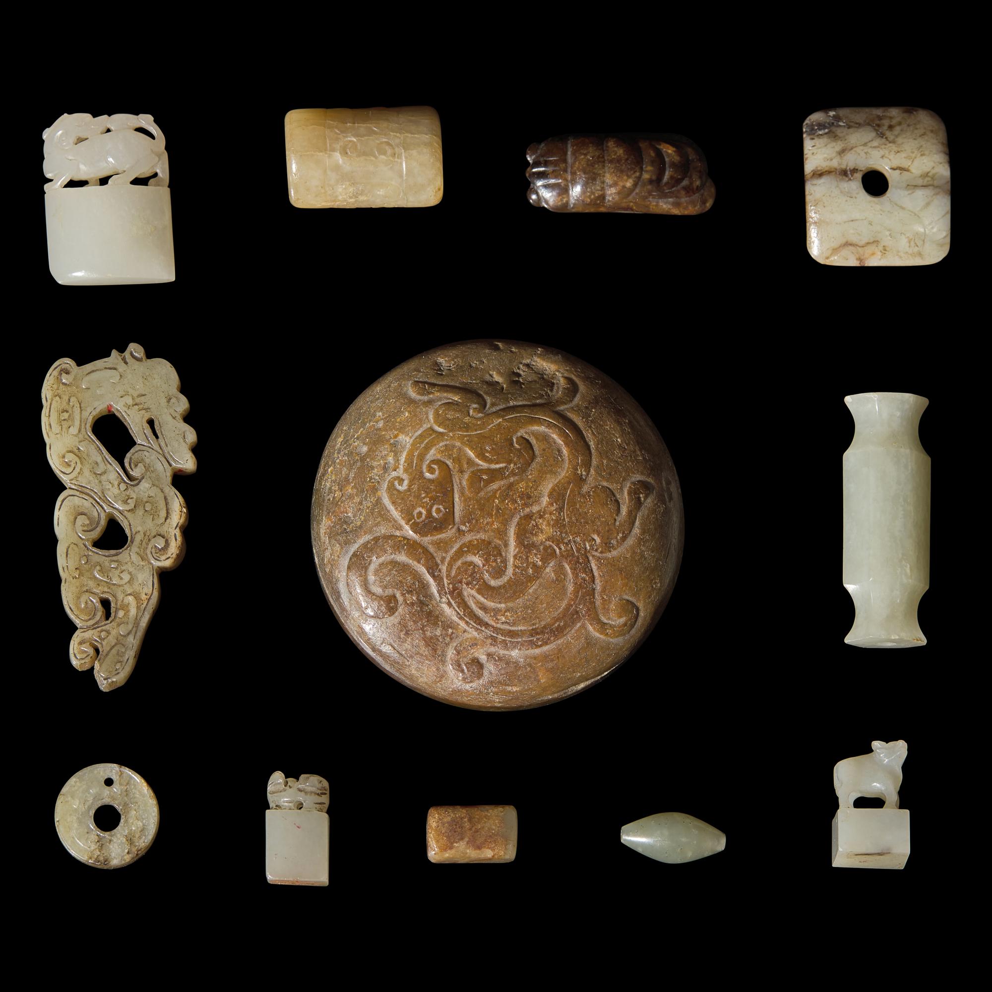A Group of 12 Chinese Jades, Ming Dynasty and Later 明及更晚 仿古玉一組十二件