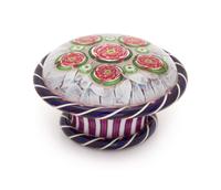 Parabelle , USA, Red and White Roses paperweight