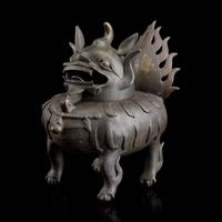 A Chinese Patinated Bronze Luduan Censer, Late Ming to Qing Dynasty 明末清初 銅甪端
