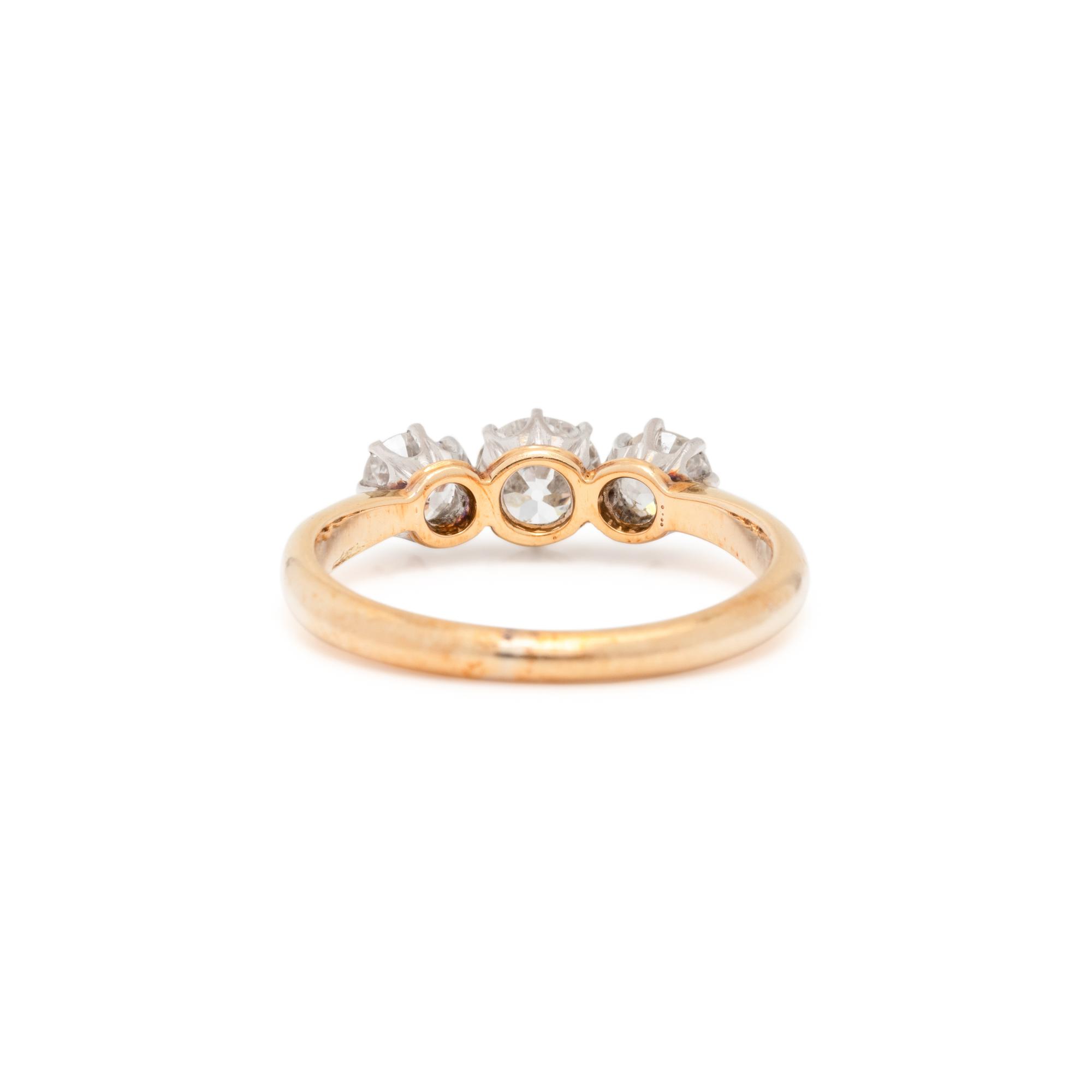 THREE STONE DIAMOND RING