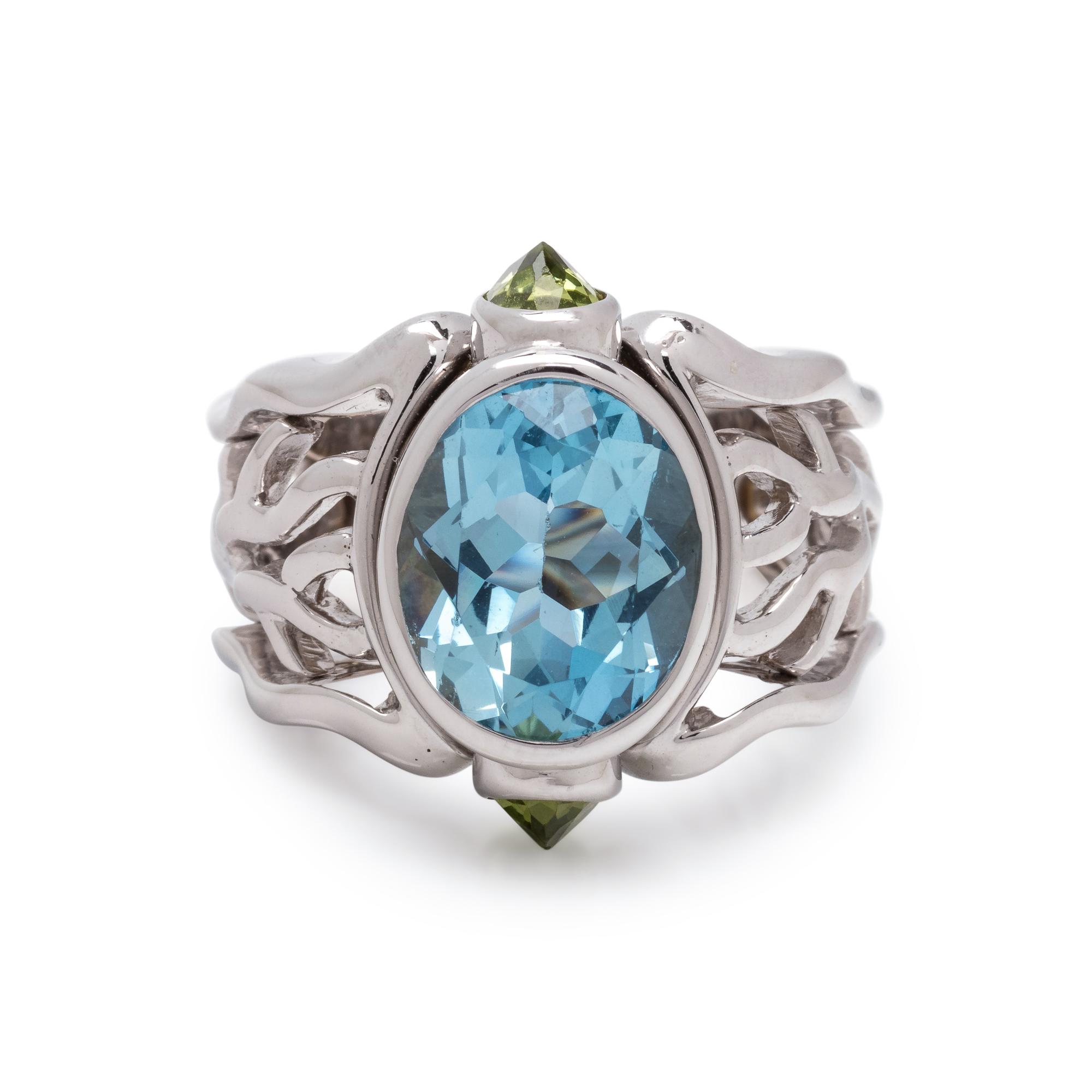 AQUAMARINE AND PERIDOT RING