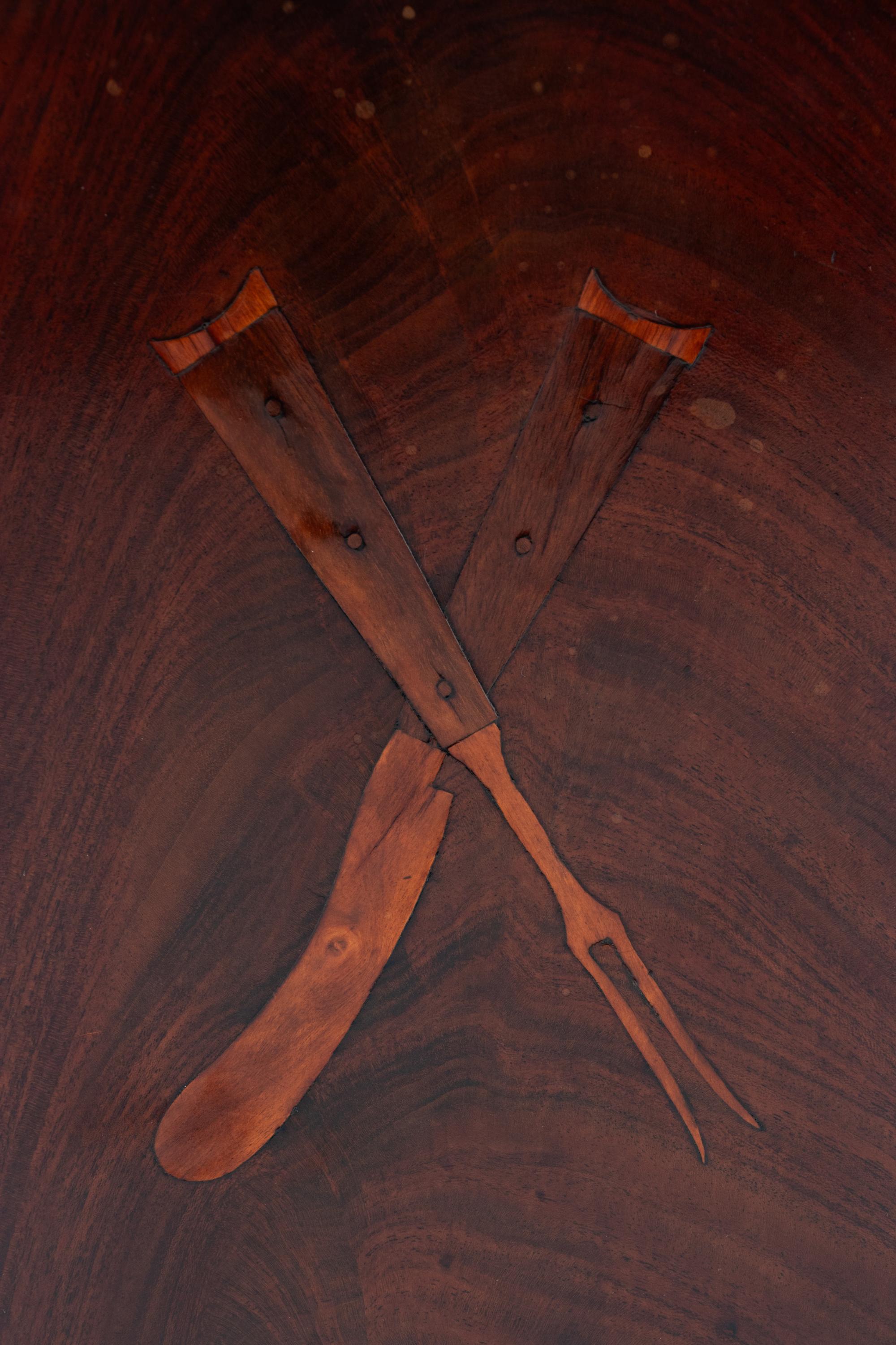 A Federal Mahogany Knife Box