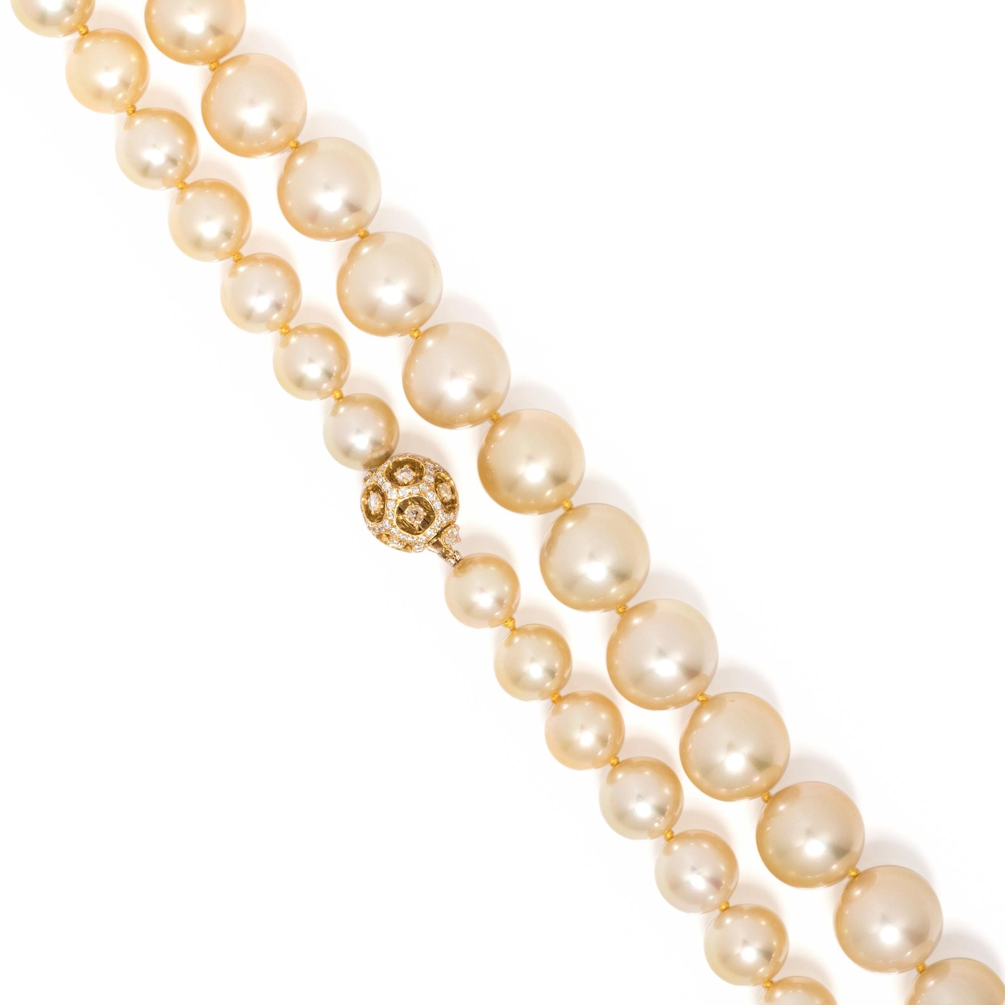 CULTURED GOLDEN SOUTH SEA PEARL AND DIAMOND NECKLACE