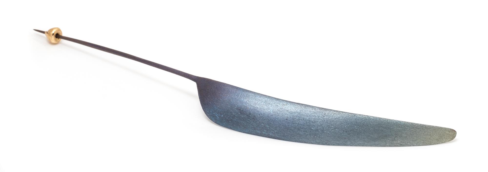 A Patinated Feather Pin, Ted Muehling, 1.90 dwts.