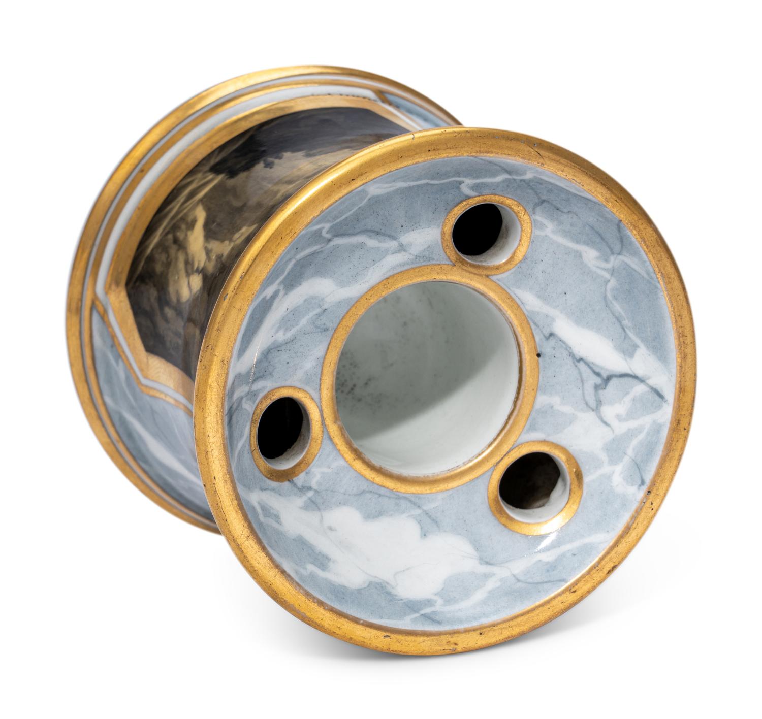 A Worcester (Barr, Flight and Barr) Porcelain Inkwell