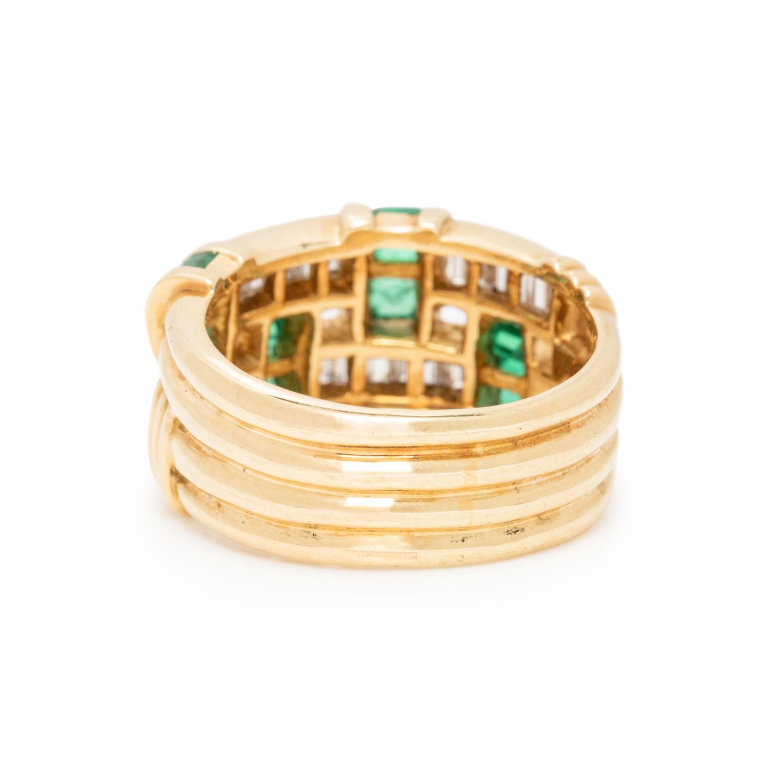 CHARLES KRYPELL, YELLOW GOLD, DIAMOND AND EMERALD RING